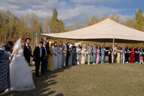 Yüksekova'da 17-18 tarihleri arasında evlenen bazı çiftleri sizler için sayfamıza taşıdık.