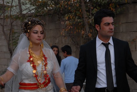 Yüksekova'da 17-18 tarihleri arasında evlenen bazı çiftleri sizler için sayfamıza taşıdık.