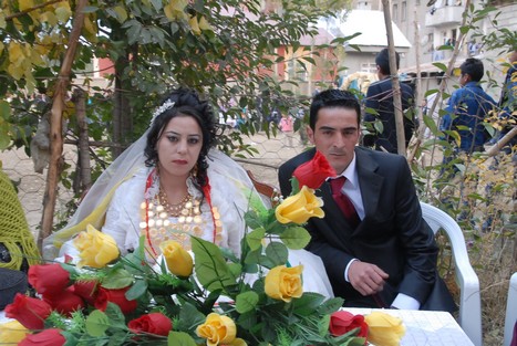 Yüksekova'da 24-25 tarihleri arasında evlenen bazı çiftleri sizler için sayfamıza taşıdık.