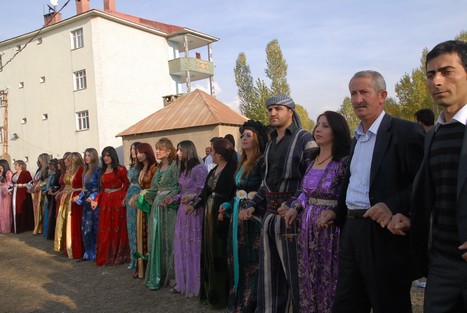 Yüksekova'da 24-25 tarihleri arasında evlenen bazı çiftleri sizler için sayfamıza taşıdık.