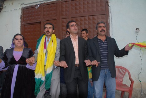 Yüksekova'da 24-25 tarihleri arasında evlenen bazı çiftleri sizler için sayfamıza taşıdık.