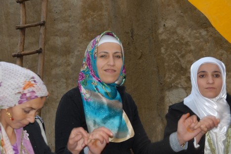 Yüksekova'da 31 Ekim -01 Kasım  tarihleri arasında evlenen bazı çiftleri sizler için sayfamıza taşıdık.