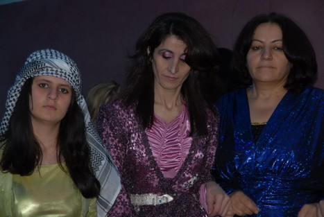 Yüksekova'da 31 Ekim -01 Kasım  tarihleri arasında evlenen bazı çiftleri sizler için sayfamıza taşıdık.