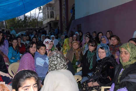 Yüksekova'da 31 Ekim -01 Kasım  tarihleri arasında evlenen bazı çiftleri sizler için sayfamıza taşıdık.