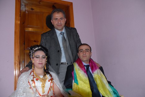 Yüksekova'da 31 Ekim -01 Kasım  tarihleri arasında evlenen bazı çiftleri sizler için sayfamıza taşıdık.