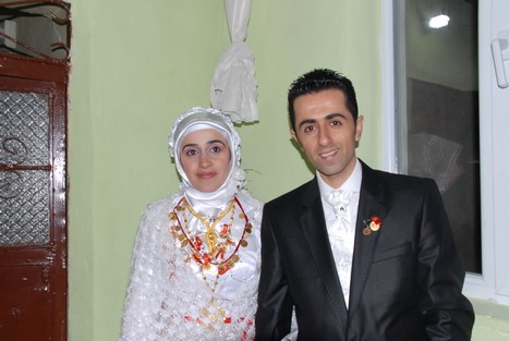 Yüksekova'da 31 Ekim -01 Kasım  tarihleri arasında evlenen bazı çiftleri sizler için sayfamıza taşıdık.