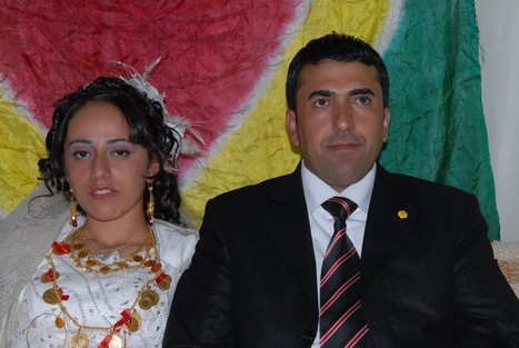 Yüksekova'da 31 Ekim -01 Kasım  tarihleri arasında evlenen bazı çiftleri sizler için sayfamıza taşıdık.