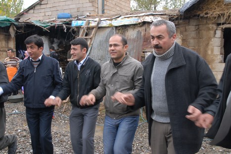 Yüksekova'da 31 Ekim -01 Kasım  tarihleri arasında evlenen bazı çiftleri sizler için sayfamıza taşıdık.