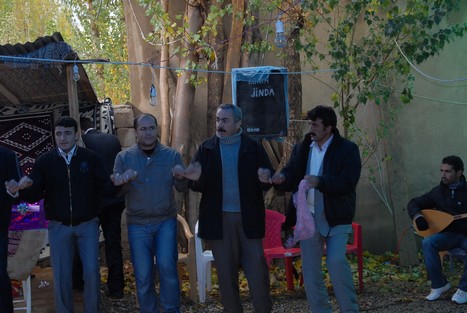 Yüksekova'da 31 Ekim -01 Kasım  tarihleri arasında evlenen bazı çiftleri sizler için sayfamıza taşıdık.