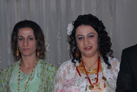 Yüksekova'da 31 Ekim -01 Kasım  tarihleri arasında evlenen bazı çiftleri sizler için sayfamıza taşıdık.