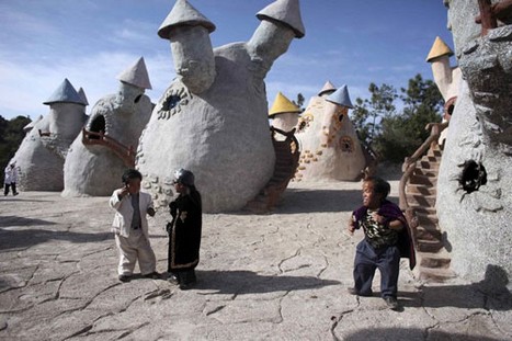 'Cüceler Krallığı' Çin'in Yunnan eyaletindeki bu parkta yalnızca cüceler yaşıyor.