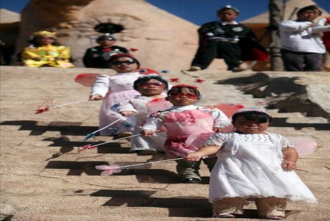 'Cüceler Krallığı' Çin'in Yunnan eyaletindeki bu parkta yalnızca cüceler yaşıyor.