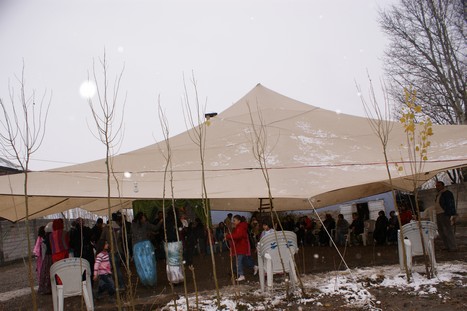 Yüksekova'da 21-22 Kasım 2009 tarihleri arasında evlenen bazı çiftleri sizler için sayfamıza taşıdık.