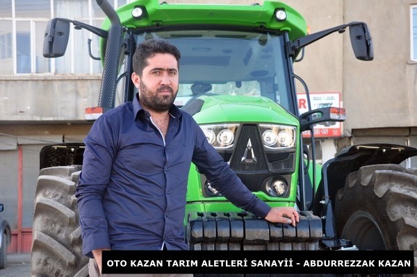 Müslüman Kürt halkı bugün tüm İslam aleminin duyguda, düşüncede ve eylemde birleşmesi gereken ve İslam dünyasının en kutsal günlerinden biri olan mübarek Ramazan bayramını barıştan uzak savaşların gölgesinde karşılıyor. Savaşların hakim olduğu bölgemizde cereyan eden tüm olumsuzluklara rağmen umuyorum ki bu bayram özellikle Ortadoğu coğrafyasında yaşanan haksızlıkların ve savaşların son bulmasına barışa, kardeşliğe, Kürtlerin ulusal demokratik birliğine ve Müslüman halkların zulüm ve zorbalığa karşı büyük dayanışmasına vesile olur. Barışa olan eşsiz inancınızı yetirmemeniz dileği ile iyi bayramlar.”