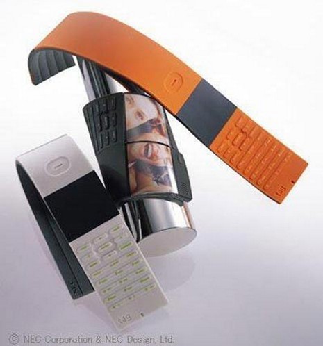 Hızla gelişen teknolojiyle birlikte cep telefonları da sınırları zorlayan yeniliklerle karşımıza çıkıyor. İşte geleceğin cep telefonları.