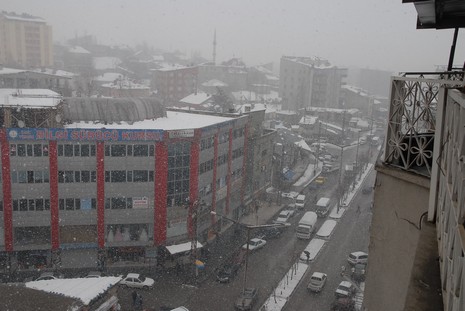 Yüksekova'da 3 gündür aralıksız yağan kar yağışından Fotoğrafları sizler için derledik : Fotoğraflar Rojhat Yiğit