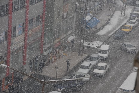 Yüksekova'da 3 gündür aralıksız yağan kar yağışından Fotoğrafları sizler için derledik : Fotoğraflar Rojhat Yiğit