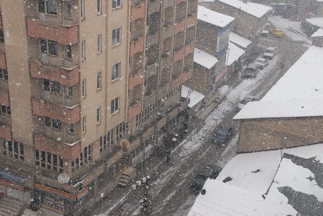 Yüksekova'da 3 gündür aralıksız yağan kar yağışından Fotoğrafları sizler için derledik : Fotoğraflar Rojhat Yiğit