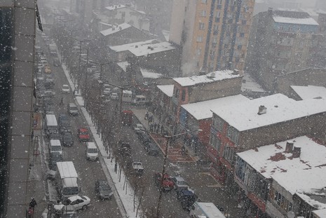 Yüksekova'da 3 gündür aralıksız yağan kar yağışından Fotoğrafları sizler için derledik : Fotoğraflar Rojhat Yiğit