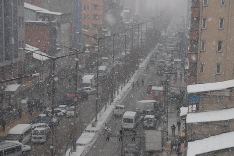 Yüksekova'da 3 gündür aralıksız yağan kar yağışından Fotoğrafları sizler için derledik : Fotoğraflar Rojhat Yiğit