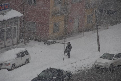 Yüksekova'da 3 gündür aralıksız yağan kar yağışından Fotoğrafları sizler için derledik : Fotoğraflar Rojhat Yiğit