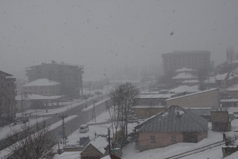Yüksekova'da 3 gündür aralıksız yağan kar yağışından Fotoğrafları sizler için derledik : Fotoğraflar Rojhat Yiğit