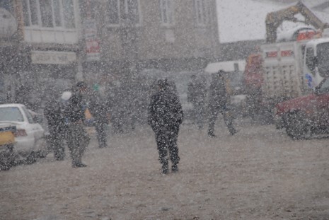 Yüksekova'da 3 gündür aralıksız yağan kar yağışından Fotoğrafları sizler için derledik : Fotoğraflar Rojhat Yiğit
