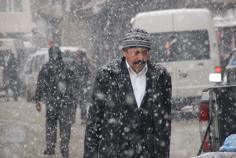 Yüksekova'da 3 gündür aralıksız yağan kar yağışından Fotoğrafları sizler için derledik : Fotoğraflar Rojhat Yiğit