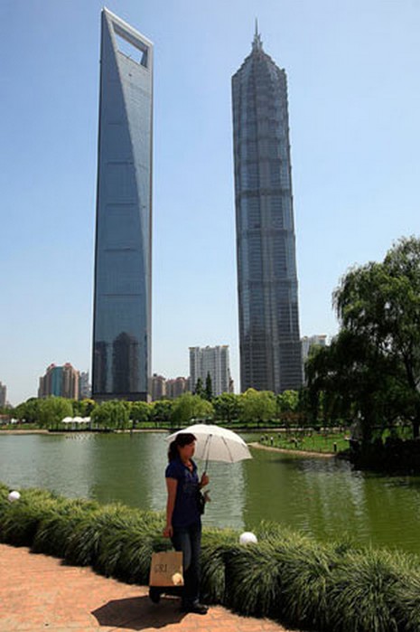 Son yıllarda sayısı hızla artan gökdelenlerin ulaştıkları boyutlar ve teknik özellikleri görenleri şaşırtıyor