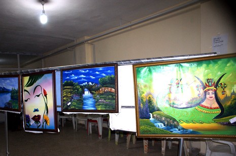 Yüksekova BDP İlçe  Binasında 34 Tablo Sergisi Açıldı