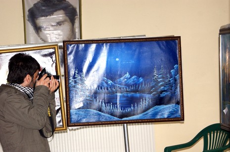 Yüksekova BDP İlçe  Binasında 34 Tablo Sergisi Açıldı