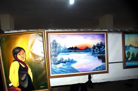 Yüksekova BDP İlçe  Binasında 34 Tablo Sergisi Açıldı