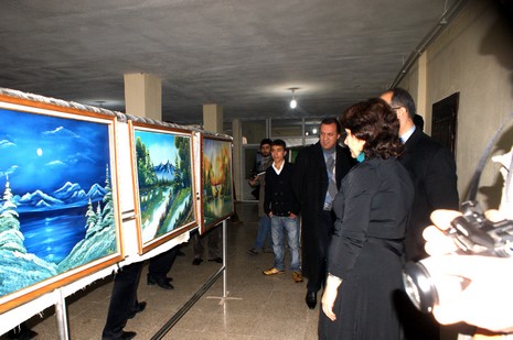 Yüksekova BDP İlçe  Binasında 34 Tablo Sergisi Açıldı