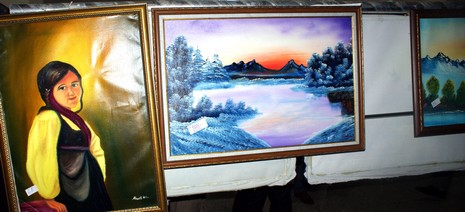 Yüksekova BDP İlçe  Binasında 34 Tablo Sergisi Açıldı