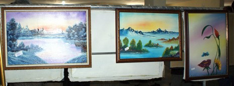 Yüksekova BDP İlçe  Binasında 34 Tablo Sergisi Açıldı