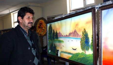 Yüksekova BDP İlçe  Binasında 34 Tablo Sergisi Açıldı