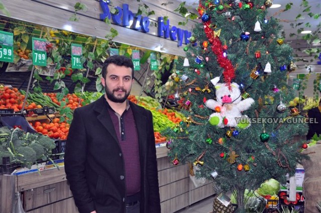 VİTAMİN HALK PAZARI - KEREM ÇİFTÇİ -  Yeni yılın sana ve tüm sevdiklerine sağlık, mutluluk, neşe, başarı, bolca para, sevgi ve huzur getirmesini dilerim. Mutlu Yıllar