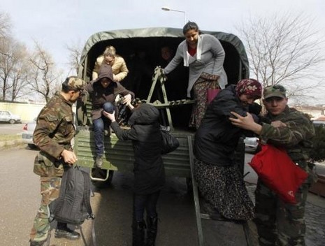 Bulgaristan'ın baraj kapaklarını açması ve aşırı yağış dolayısıyla Tunca Nehri'nden sonra Meriç Nehri'nin de taşması Edirne'nin sular altında kalmasına yol açtı.