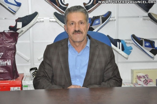 Bu bayramda gönlünüz dertlerinden arınmış, tüm gözyaşlarınız dinmiş olsun. Yüzünüz de hep gülümseme, kalbiniz huzurla dolsun. Ramazan Bayramı'nız kutlu olsun.