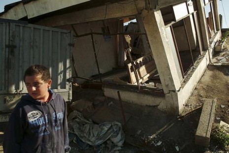 Şili'de meydana gelen 8,8 büyüklüğündeki depremde ölenlerin sayısı 300'ü geçti