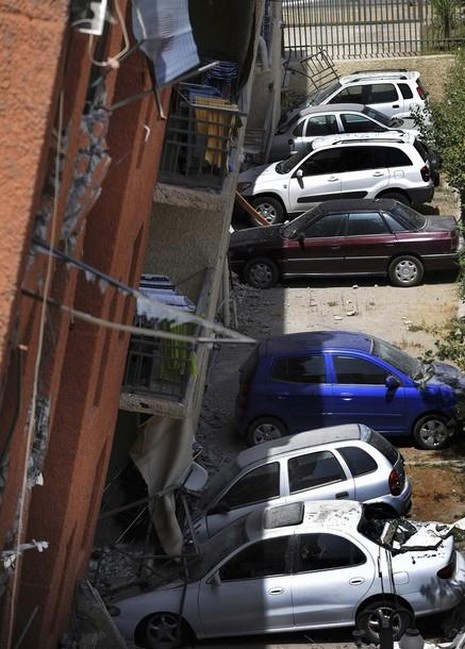 Şili'de meydana gelen 8,8 büyüklüğündeki depremde ölenlerin sayısı 300'ü geçti