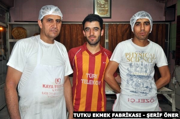 ''Bu mübarek ayda bile islam coğrafyasında bu kadar kötülüğün yaşanması ve islama adanması insanlık açısından acı bir sonuçtur.Zulme karşı direniş gösteren Rojava'nın zor günlerden geçtiği bu süreçte yiğit kadın ile erkeklerin Kobane'de yarattığı devrim ve direniş ateşi tüm dünyada ezilenlerin umudu olması dileği ile Tüm halklarımızın Ramazan Bayramını Kutluyoruz.'