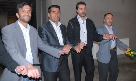 İlkbaharın gelmesiyle beraber düğünlerimizde başladı. 03-04 Nisan 2010 tarihinde evlenen iki çiftçi sayfamıza taşıdık...