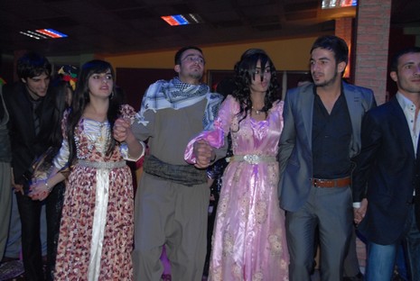 YGS' öncesi dershane öğrencileri strest attı. 