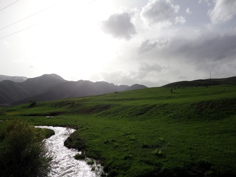 Yüksekova'da Doyumsuz Manzaralar Yaşar Kaplan'nın objektiflerine yansıyan 