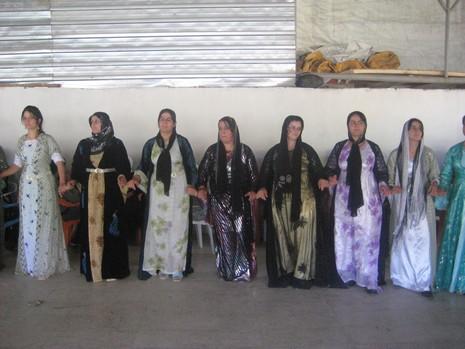 Şemdinli'de 15-16 Mayıs 2010 tarihlerinde evlenen bazı çiftleri sayfamıza taşıdık...