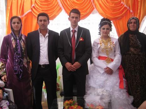 Şemdinli'de 21-22 Mayıs tarihleri arasında evlenen çiftler sizle için sayfamıza taşıdık.