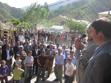 Şemdinli'de 21-22 Mayıs tarihleri arasında evlenen çiftler sizle için sayfamıza taşıdık.