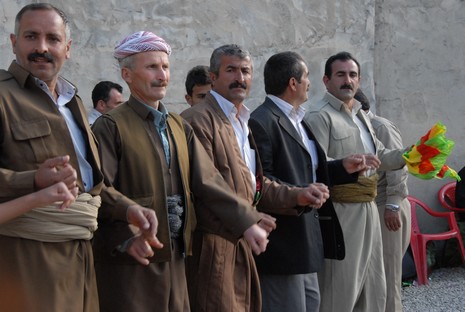 Yüksekova'da 22-23 Mayıs tarihleri arasında evlenen çiftleri sizler için sayfamıza taşıdık.