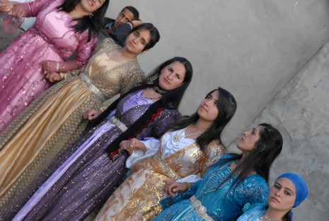 Yüksekova'da 22-23 Mayıs tarihleri arasında evlenen çiftleri sizler için sayfamıza taşıdık.